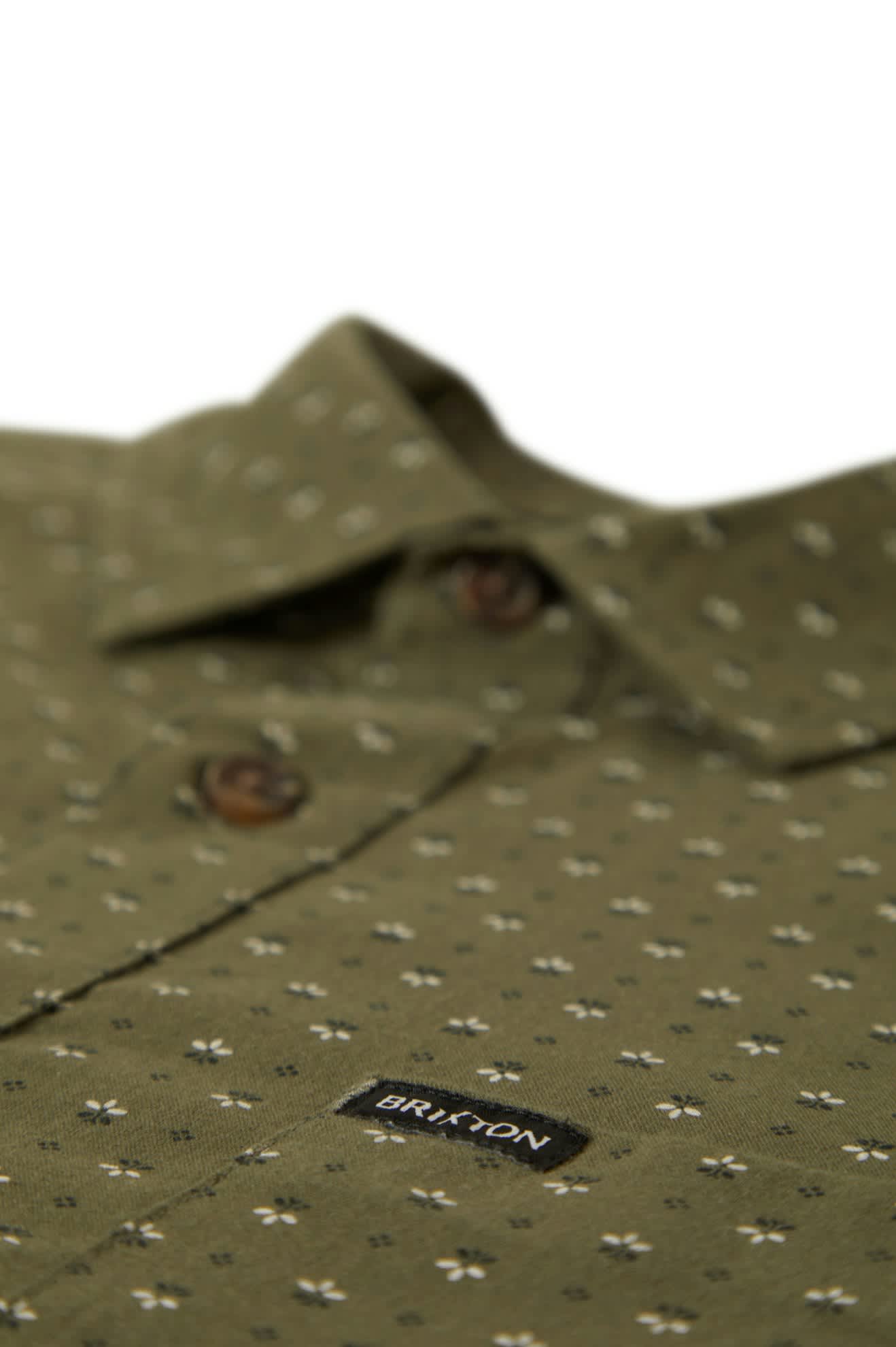 Men's Charter Print S/S Shirt in the color Ivy Green/Micro Floral - Additional Laydown image