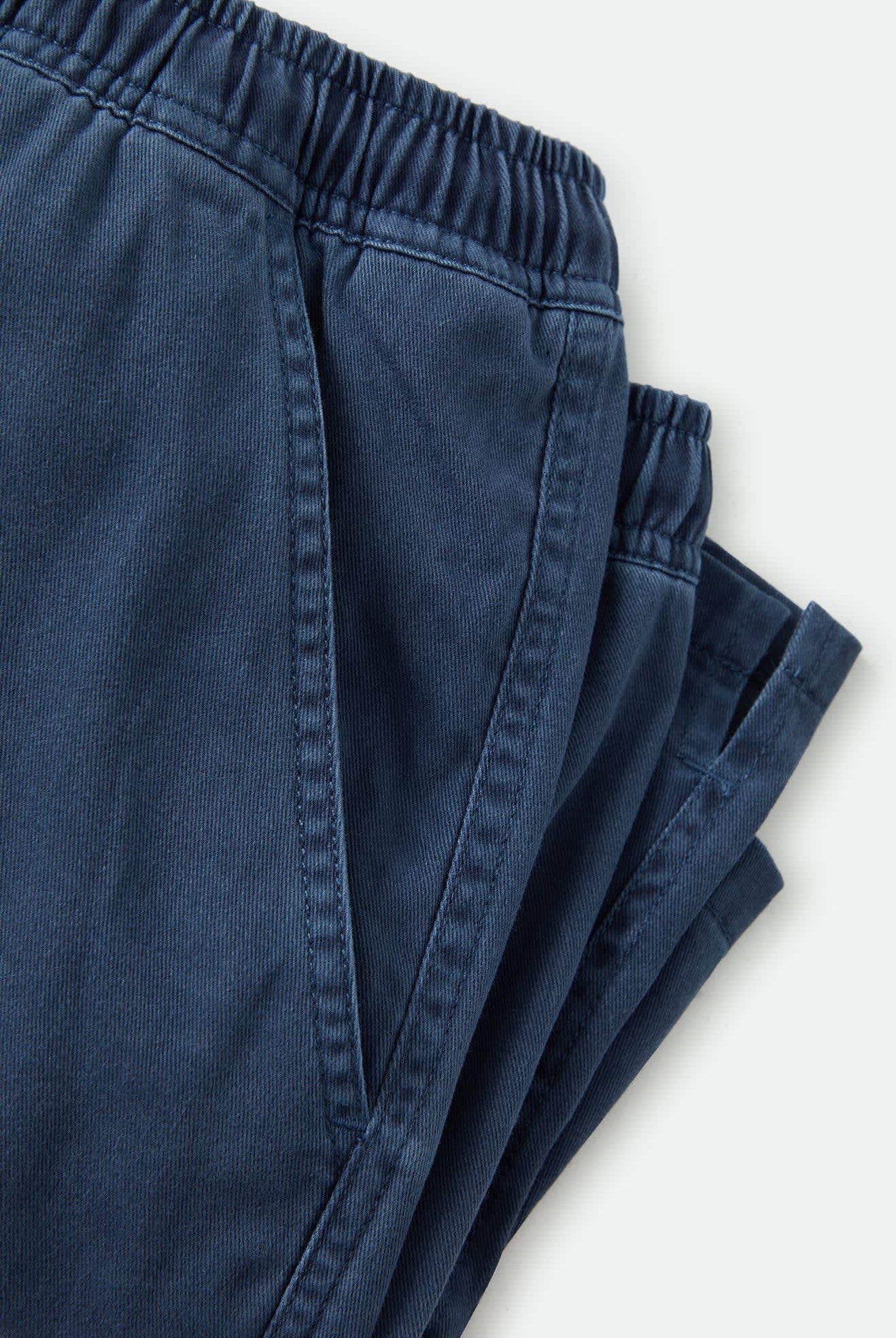 Men's Everyday Vintage Wash Short in the color Washed Navy - Additional Laydown image