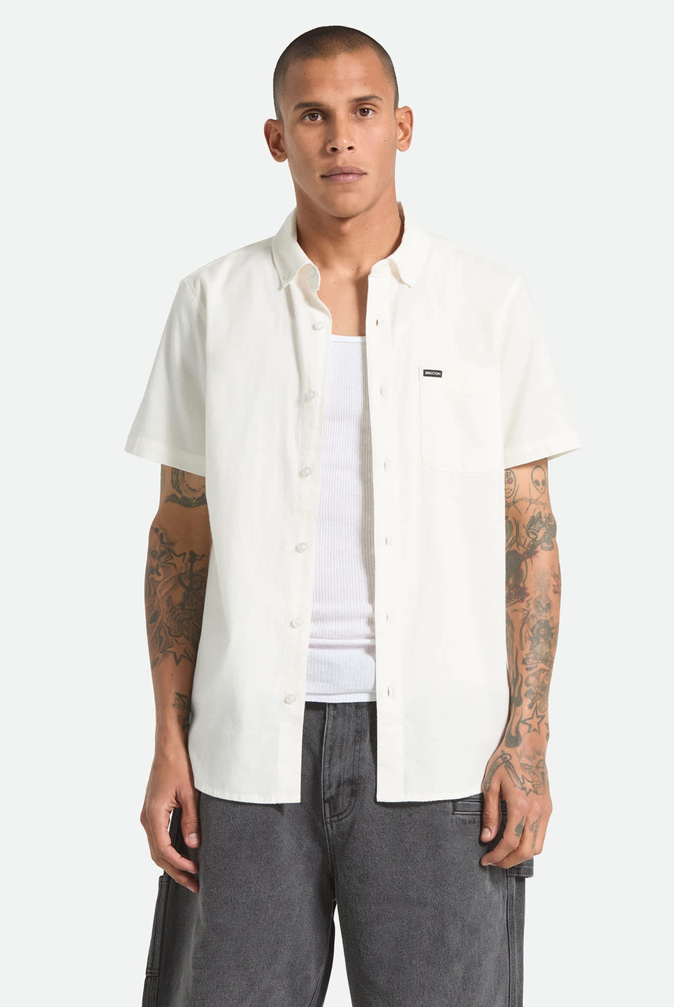 Men's Sanford Oxford Short Sleeve Shirt in the color Off White - Men's Front View