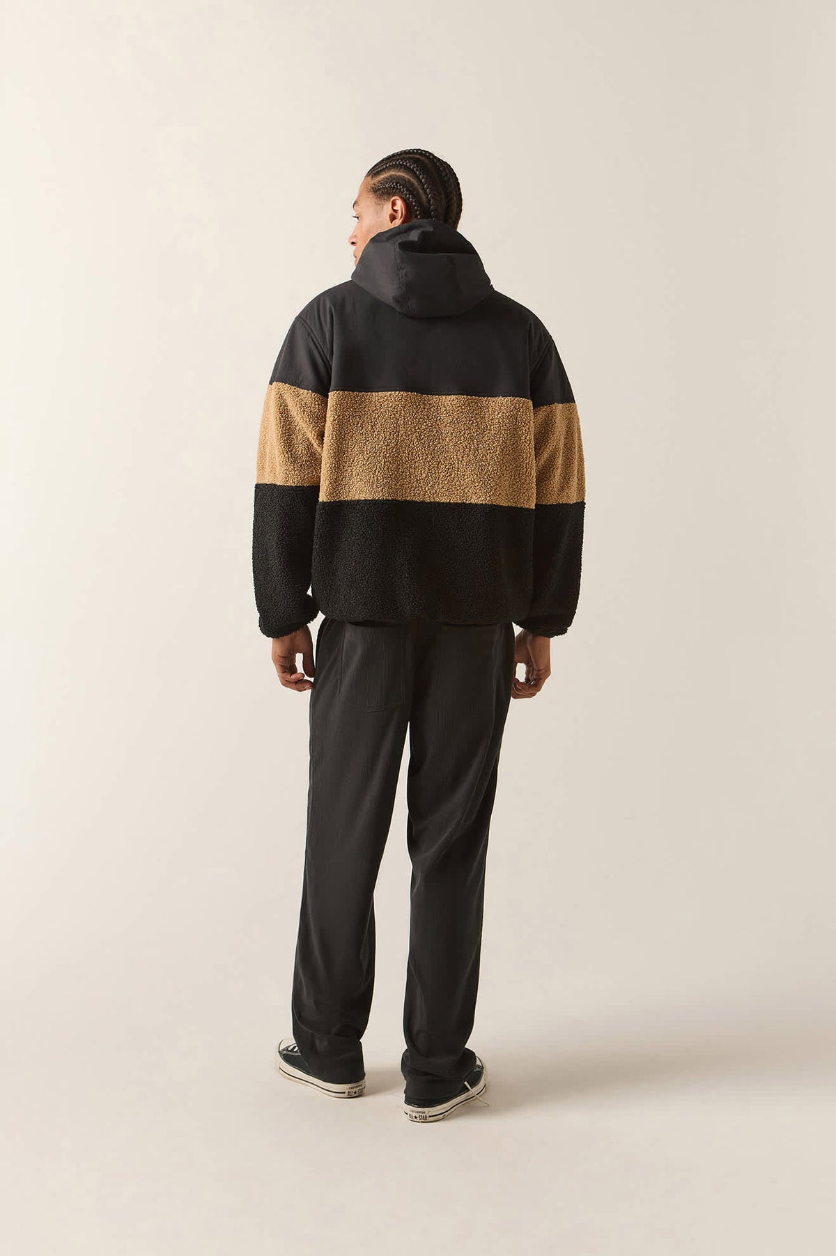 Men's Journey Tech Hoodie Fleece in the color Black/Sand - Additional Fit image