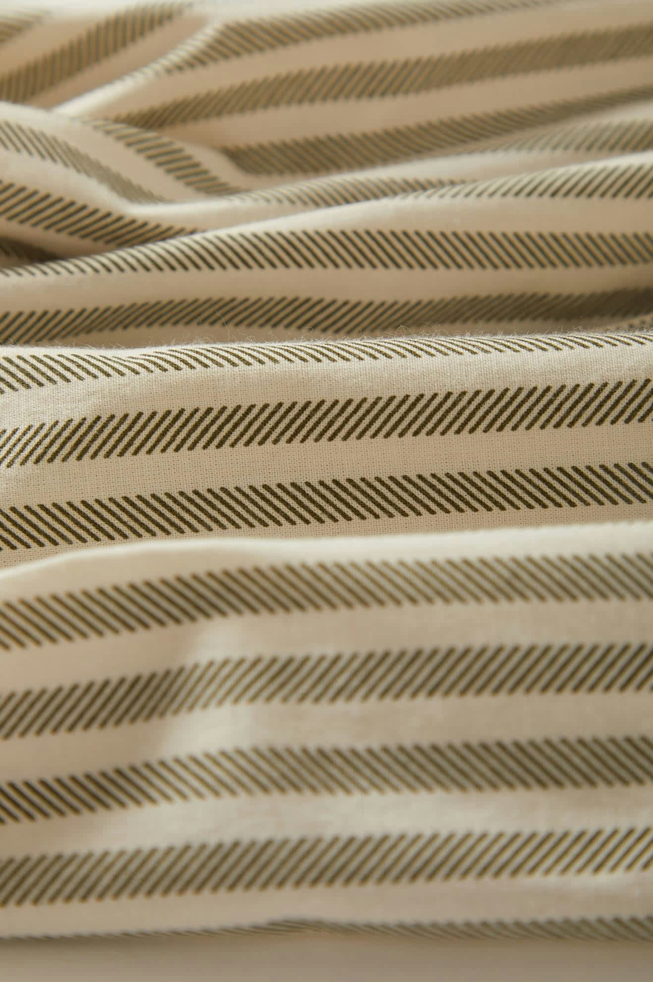 Men's Charter Print S/S Shirt in the color Whitecap/Ivy Green Stripe - Additional Laydown image