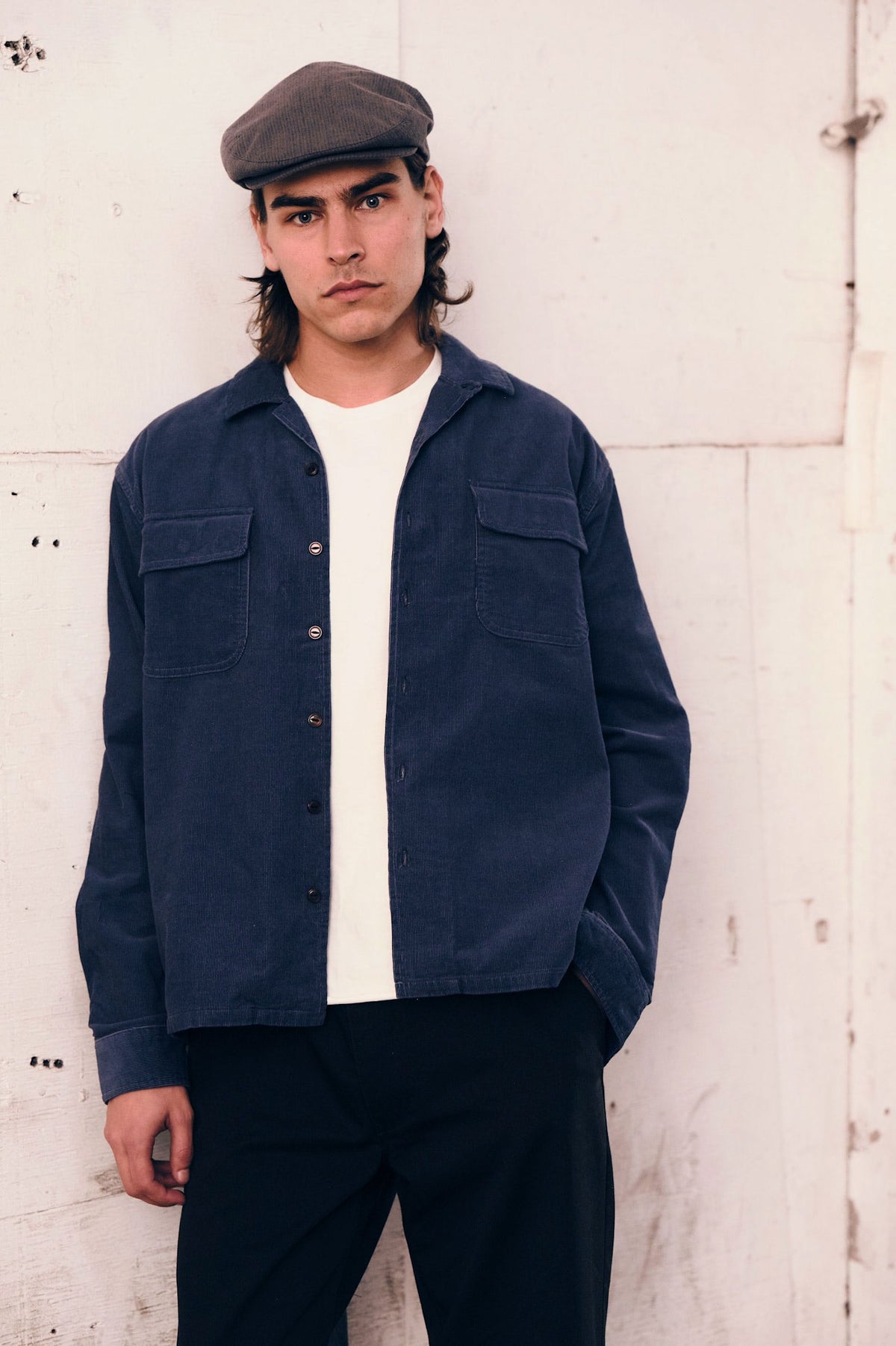 Unisex Hooligan Flat Cap in the color Indigo/Dark Sand - Additional Fit image