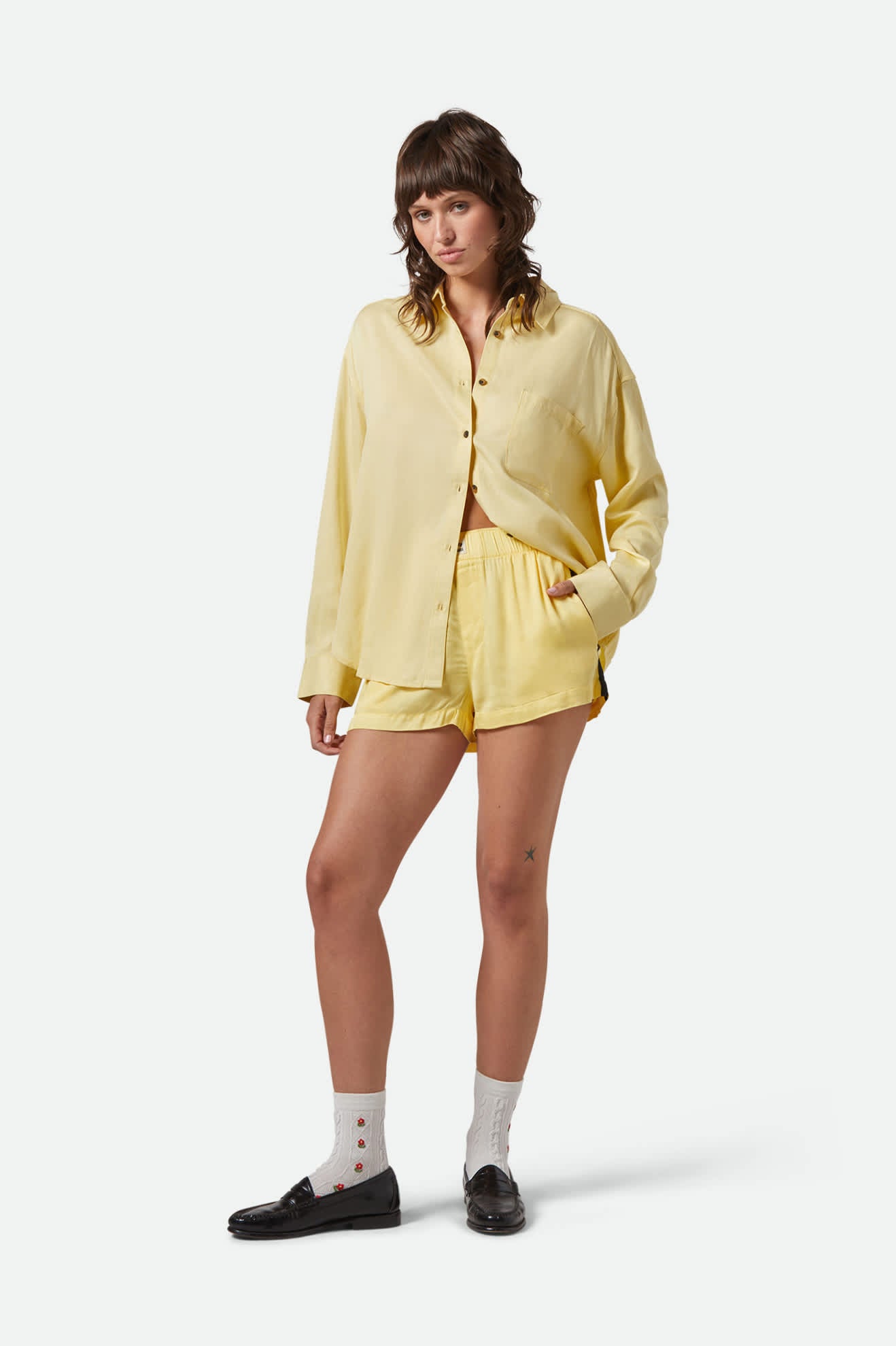 Women's East Side Boxy L/S Button Down in the color Panna Cotta - Additional Fit image