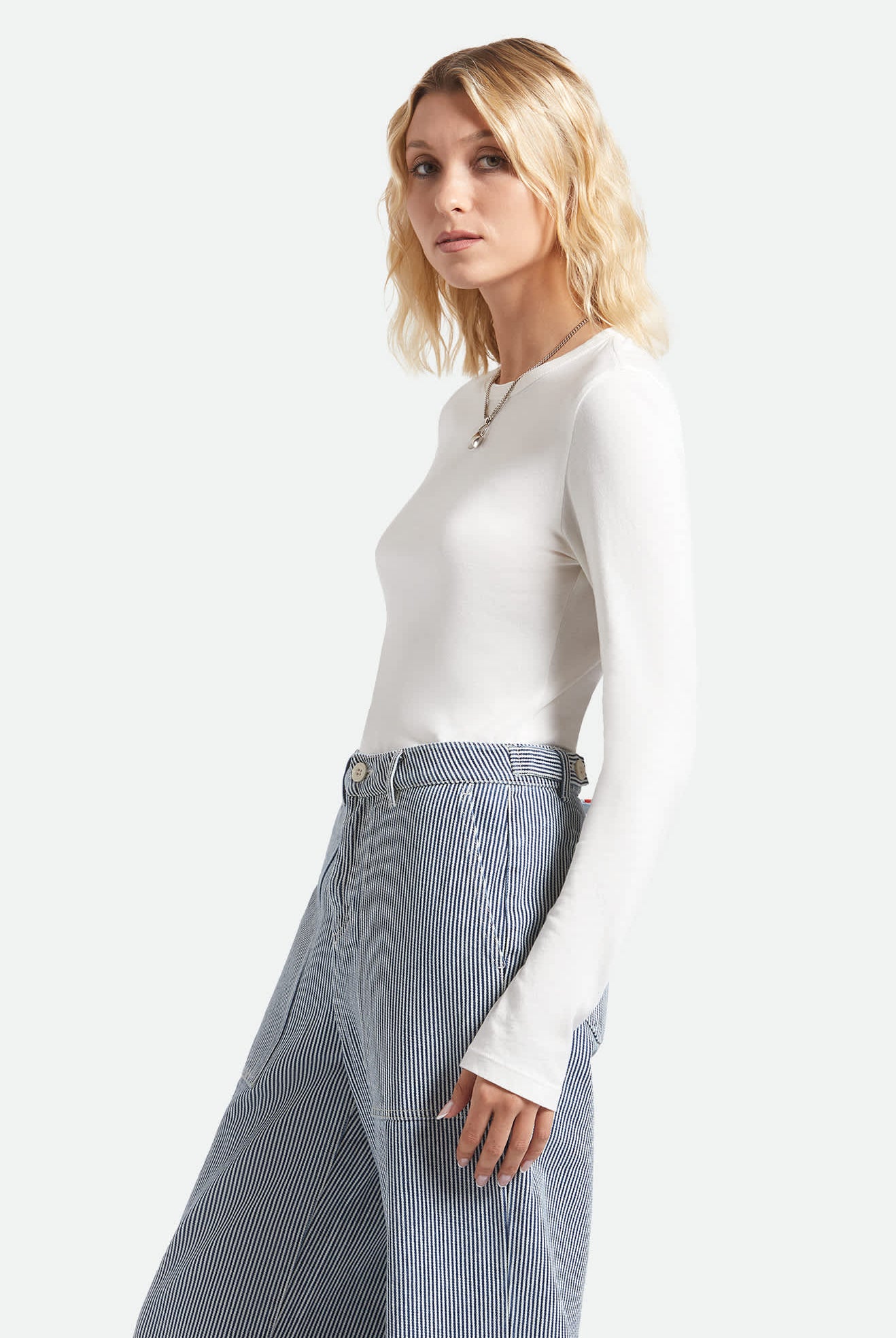 Women's Carefree Organic Garment Dye Slim L/S T-Shirt in the color Off White - Women's Side View