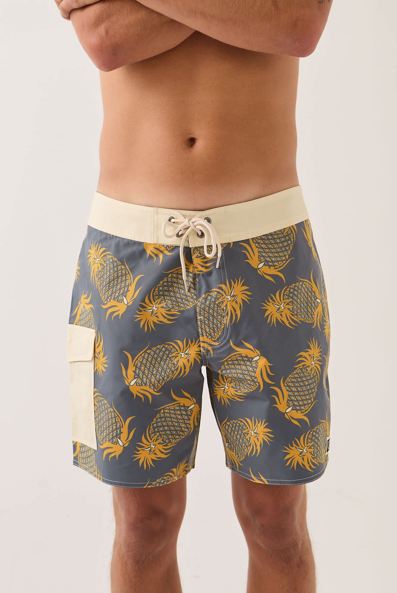 Men's Classic Trunk 17" in the color Future Grey/Golden Pineapple - Additional Fit image