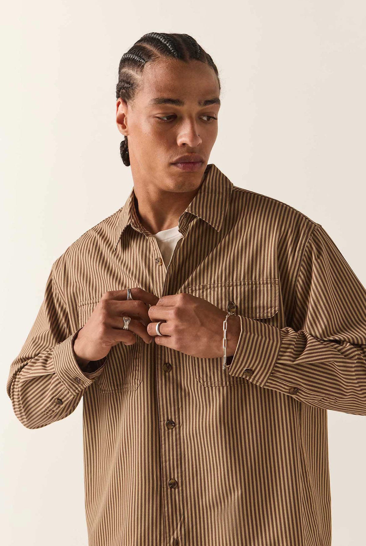 Men's Journey Lightweight Shirt in the color Brown/Sand - Additional Fit image