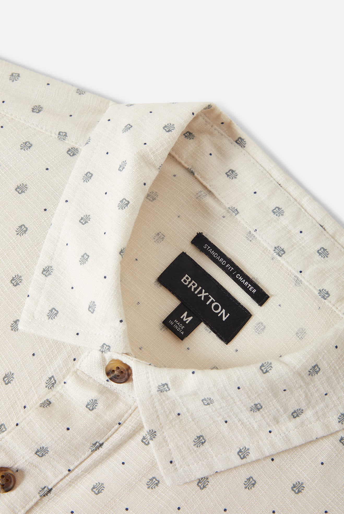 Men's Charter Slub Short Sleeve Shirt in the color Off White Micro Geo - Additional Laydown image