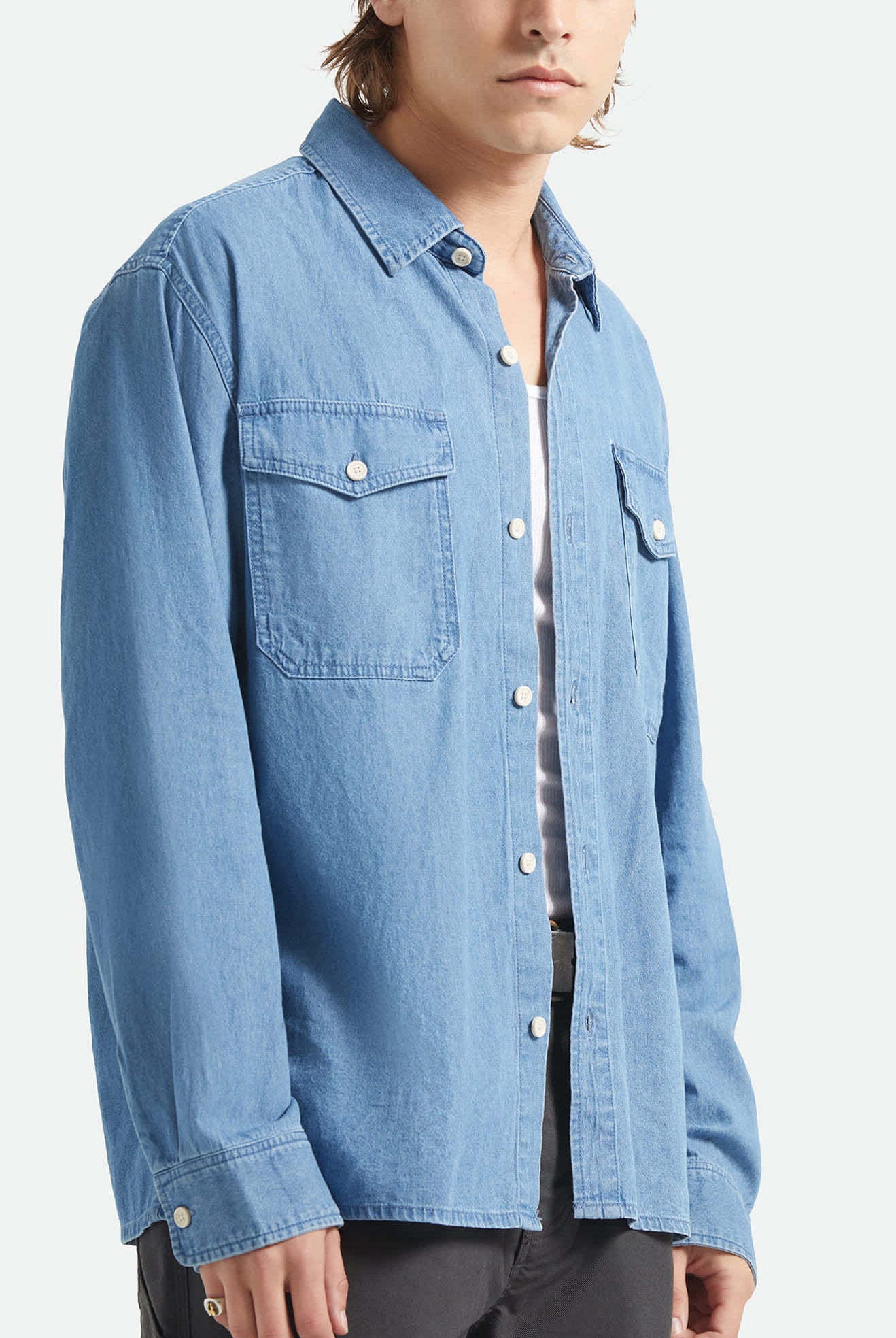 Men's Waylon Lightweight Overshirt in the color Medium Wash Chambrey - Additional Fit image