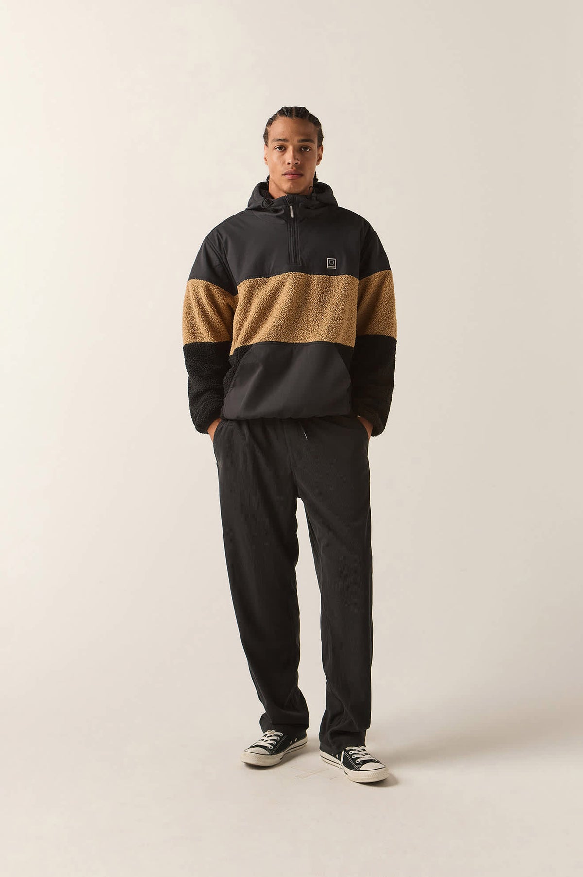 Men's Journey Tech Hoodie Fleece in the color Black/Sand - Additional Fit image