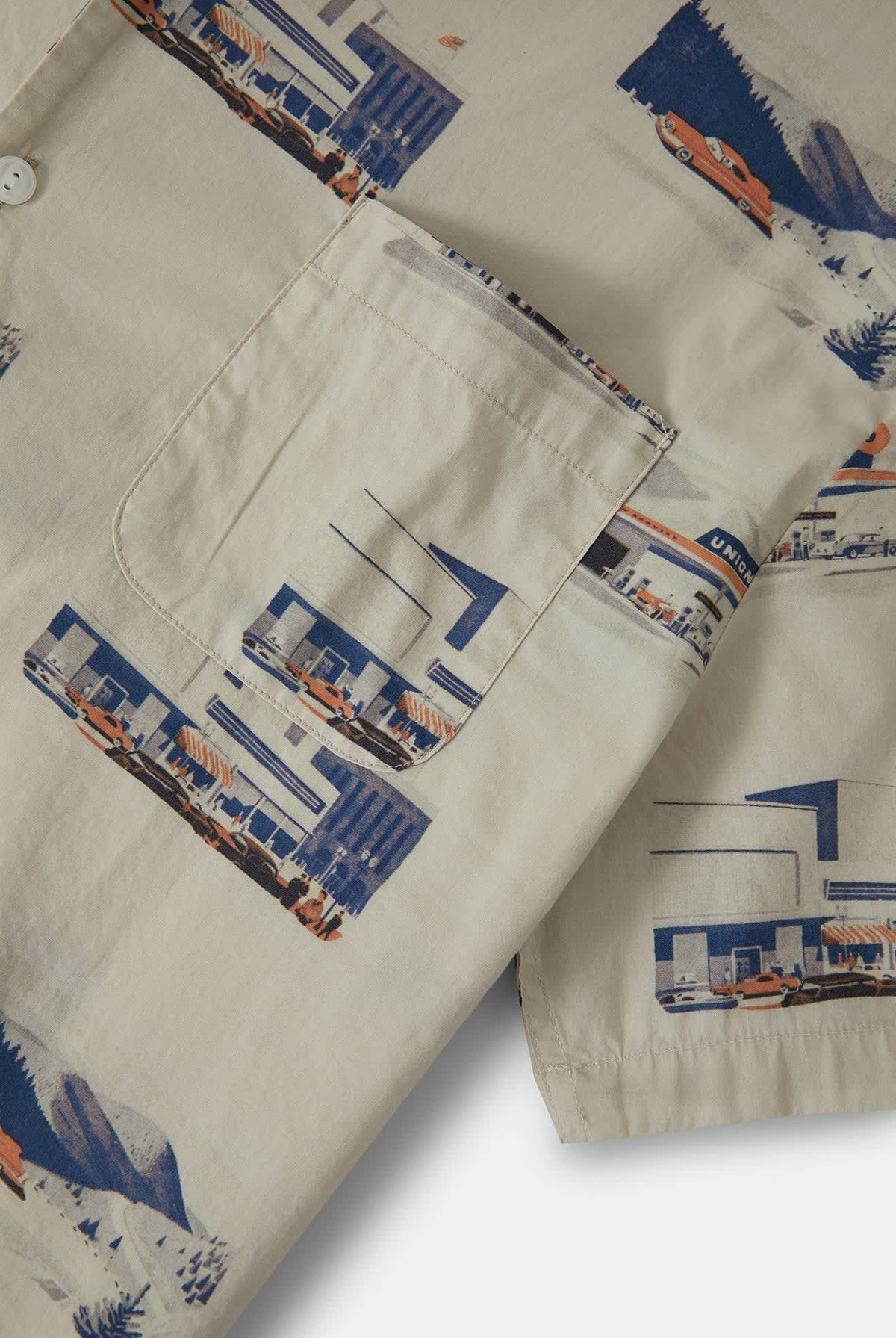 Men's 76 Resort Shirt in the color Off White/Scenic - Additional Laydown image