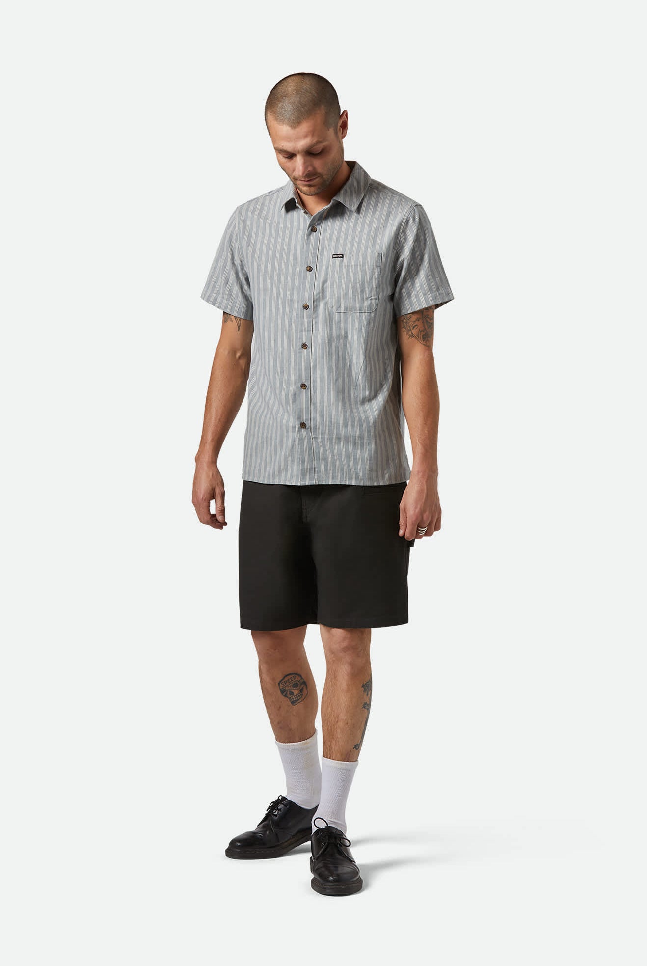 Men's Builders Carpenter Baggy Short in the color Washed Black - Additional Fit image