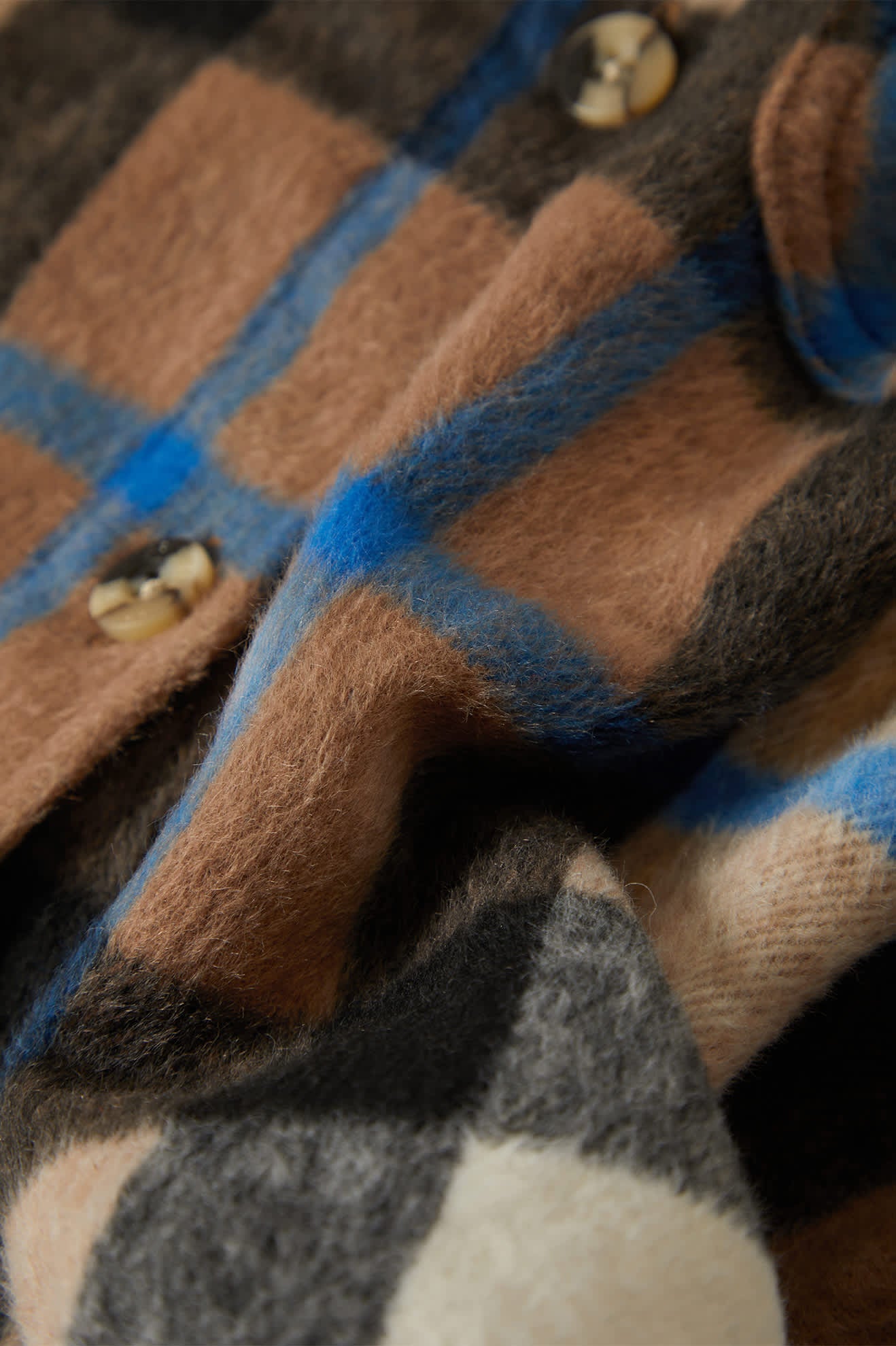 Women's Bowery Women's Soft Brushed Flannel in the color Washed Black/Sand - Additional Laydown image