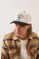 Unisex Ford Mustang Snapback in the color Wimbledone White/Burnt Rubber - Additional Fit image