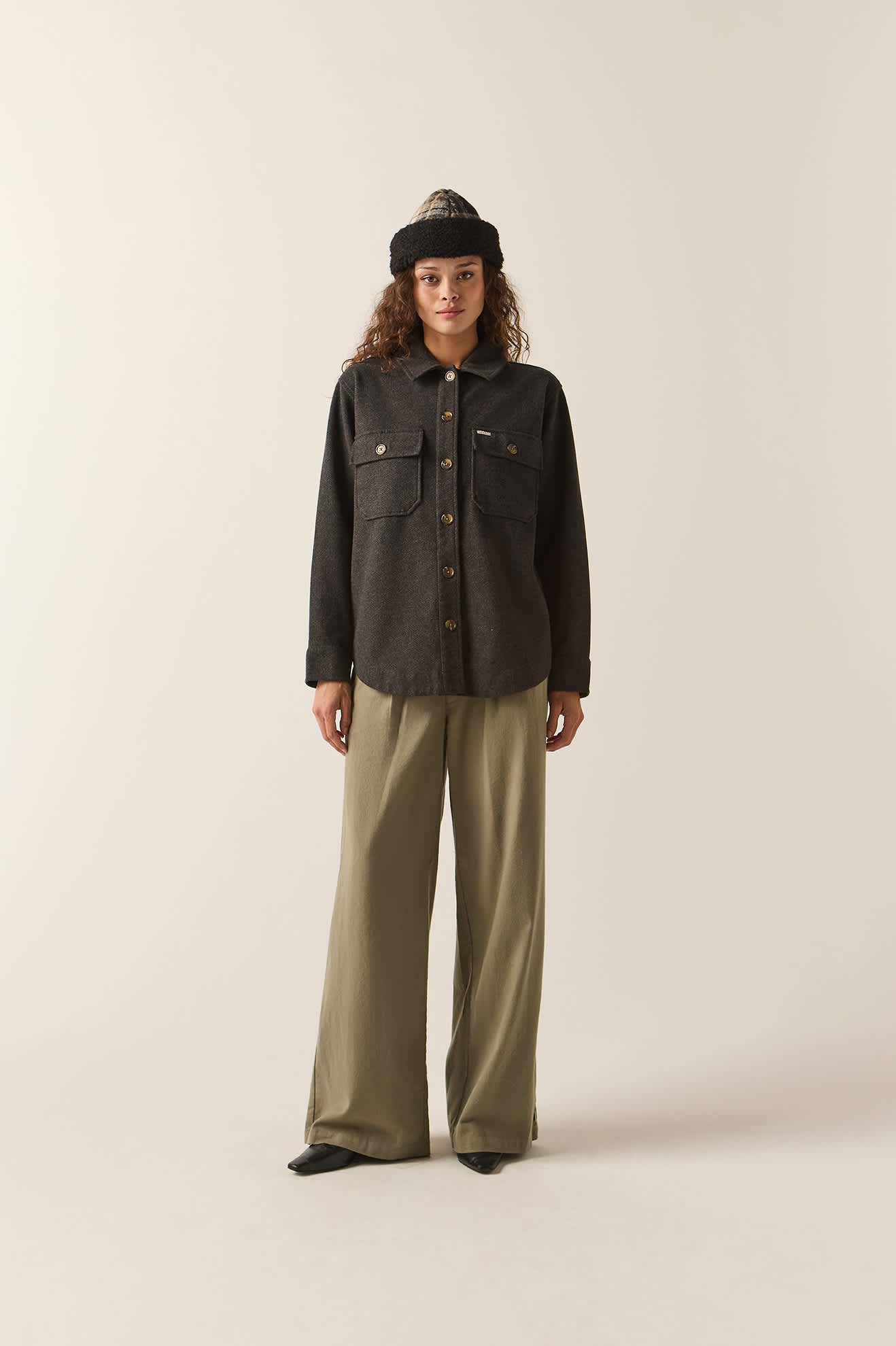Women's Bagby Jacket in the color Black Heather - Women's Front View