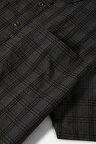 Men's CRU Oxford Plaid Relaxed S/S Shirt in the color Charcoal/Black Plaid - Additional Laydown image