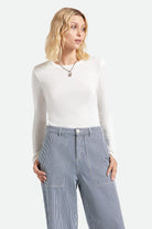 Women's Carefree Organic Garment Dye Slim L/S T-Shirt in the color Off White - Women's Front View