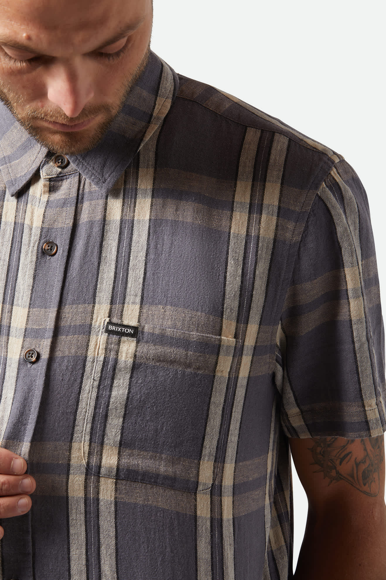 Men's Charter Linen Blend S/S Shirt in the color Charcoal/Beige Plaid - Additional Fit image