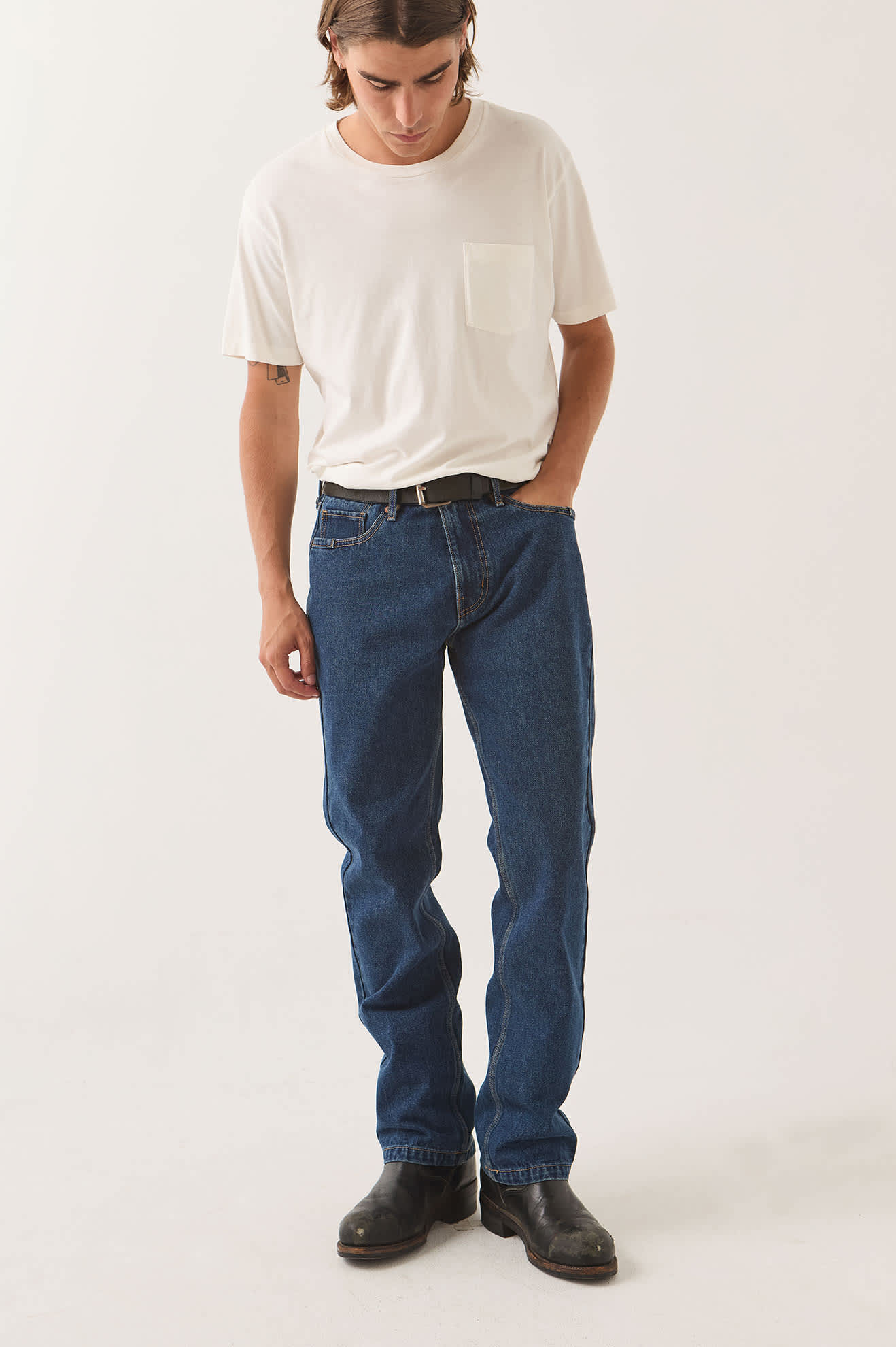 Men's Builders 5-Pocket Pant in the color Dark Denim - Additional Fit image