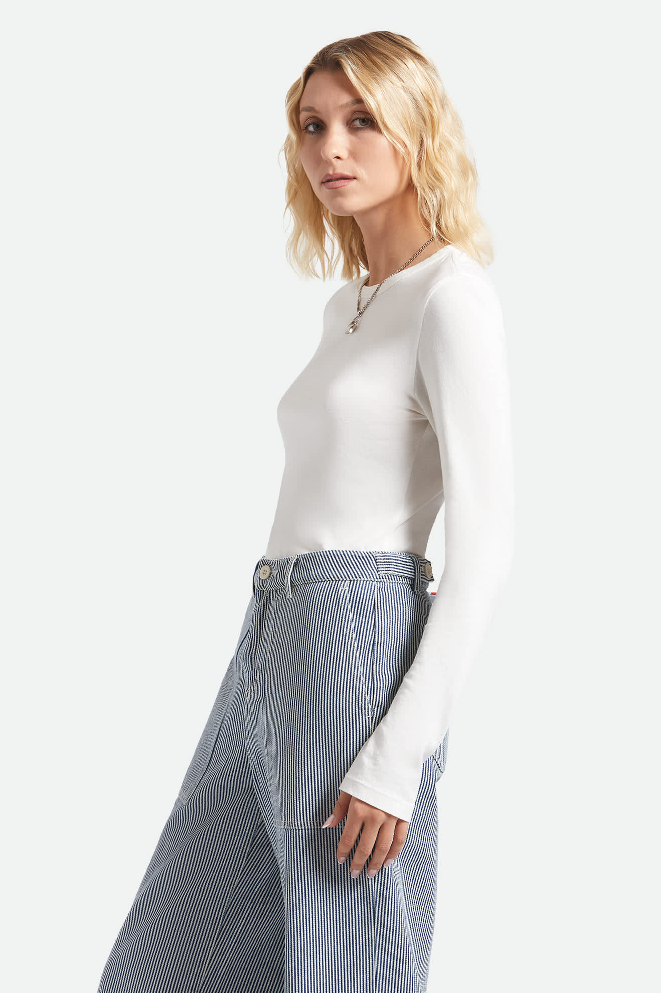 Women's Carefree Organic Garment Dye Slim L/S T-Shirt in the color Off White - Women's Side View