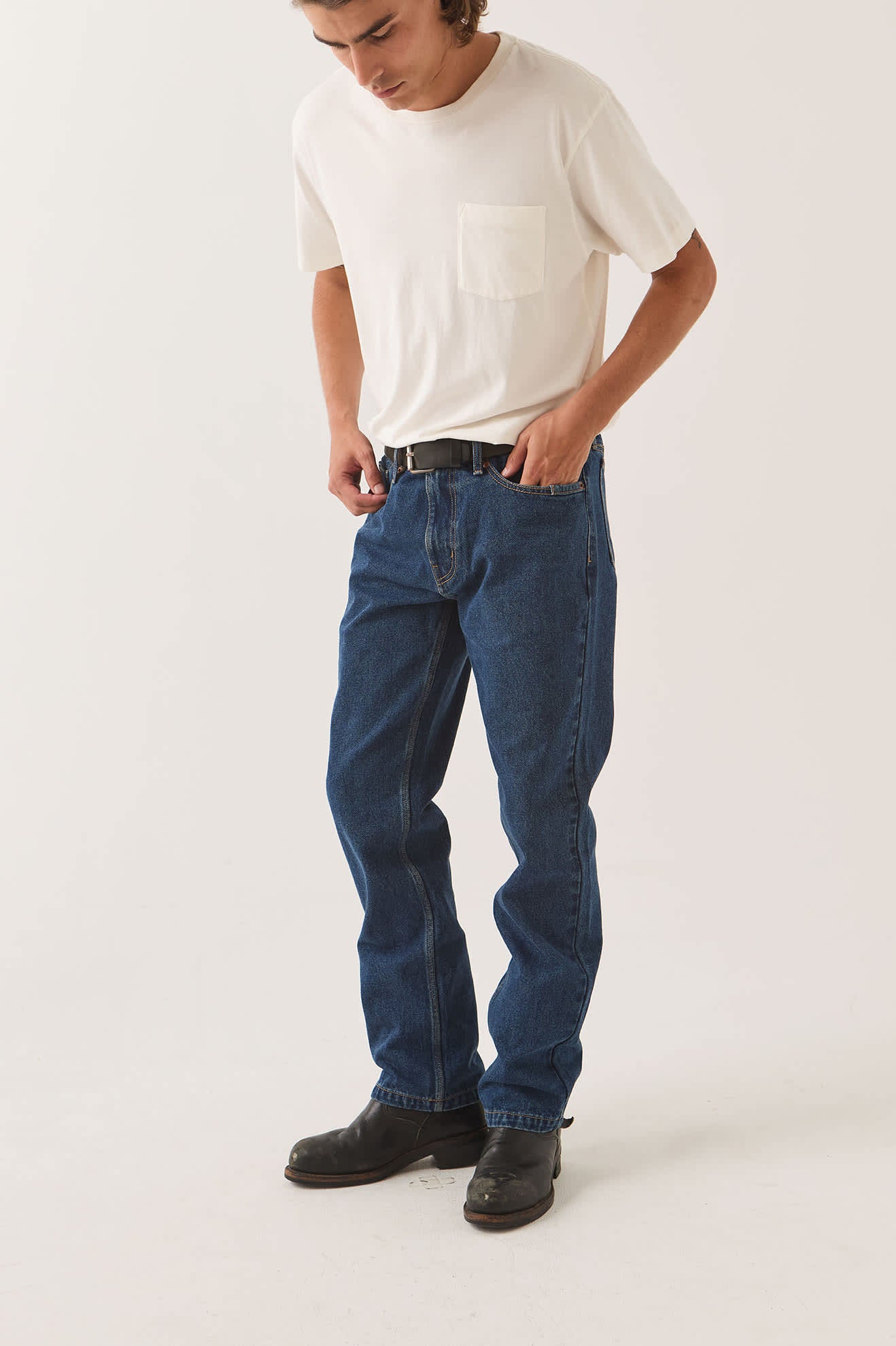 Men's Builders 5-Pocket Pant in the color Dark Denim - Men's Side View