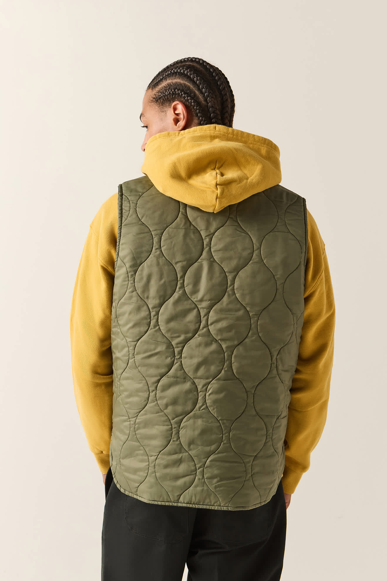 Men's Builders Abraham Reversible Vest in the color Black/Olive Surplus - Additional Fit image