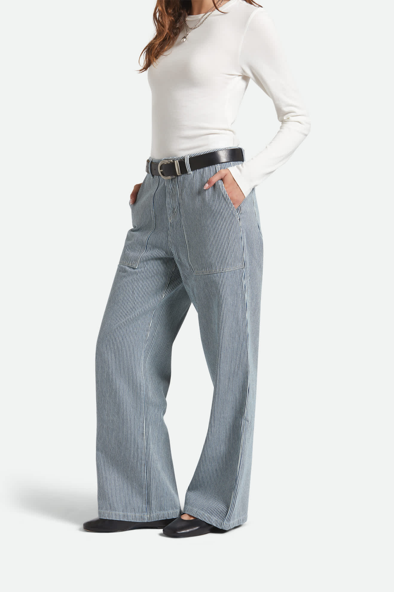 Women's Jane Ulitily Wide Leg Pant in the color Off White/Mood Indigo - Women's Side View