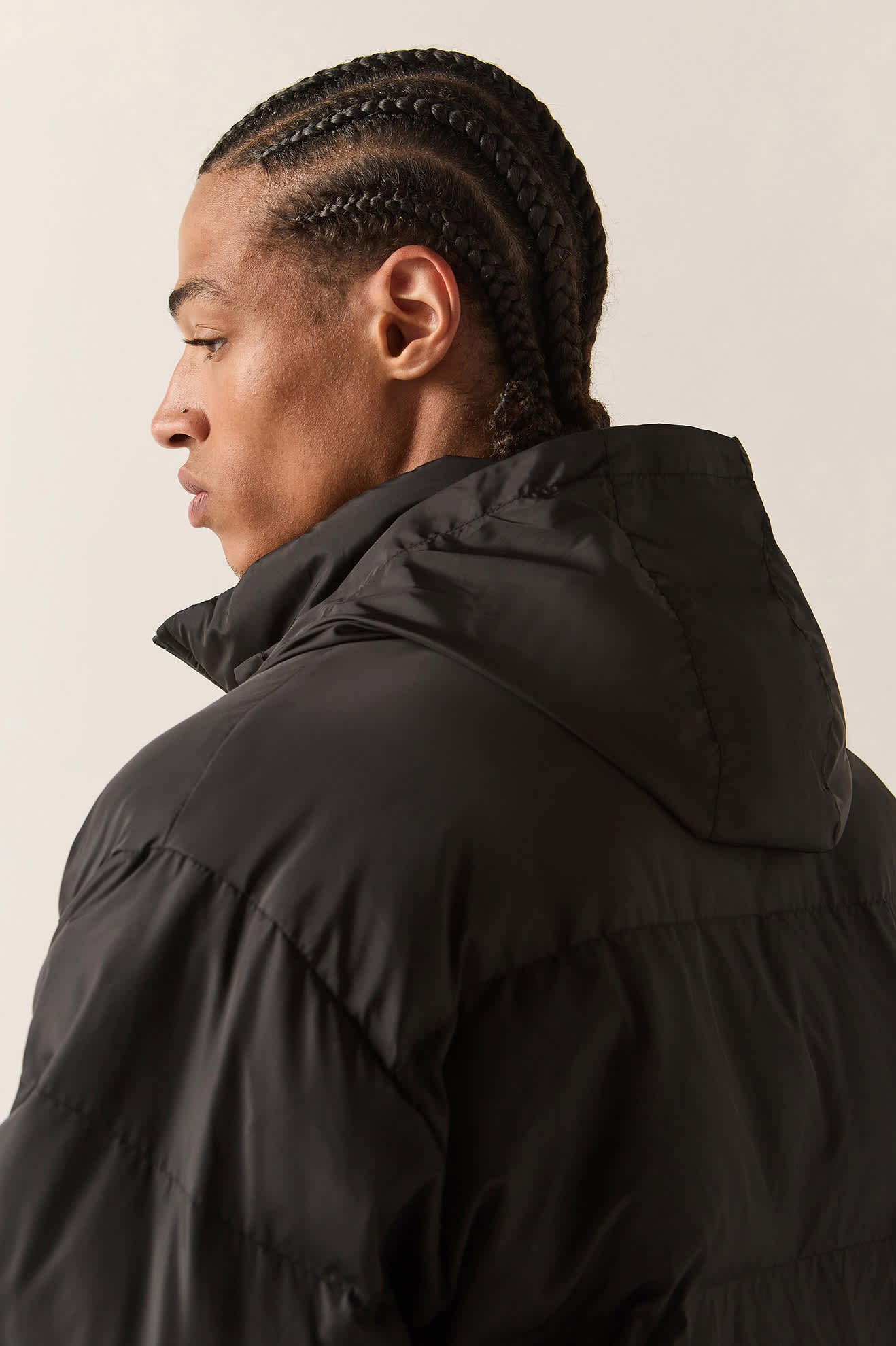 Men's Journey Puffer Jacket in the color Black - Additional Fit image
