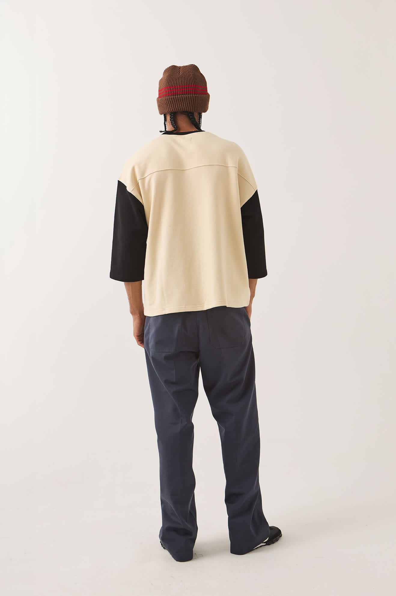 Men's Upstate Fleece in the color Whitecap/Black - Men's Back View