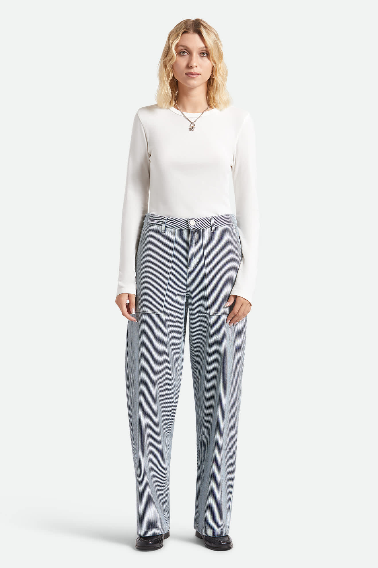 Women's Carefree Organic Garment Dye Slim L/S T-Shirt in the color Off White - Additional Fit image