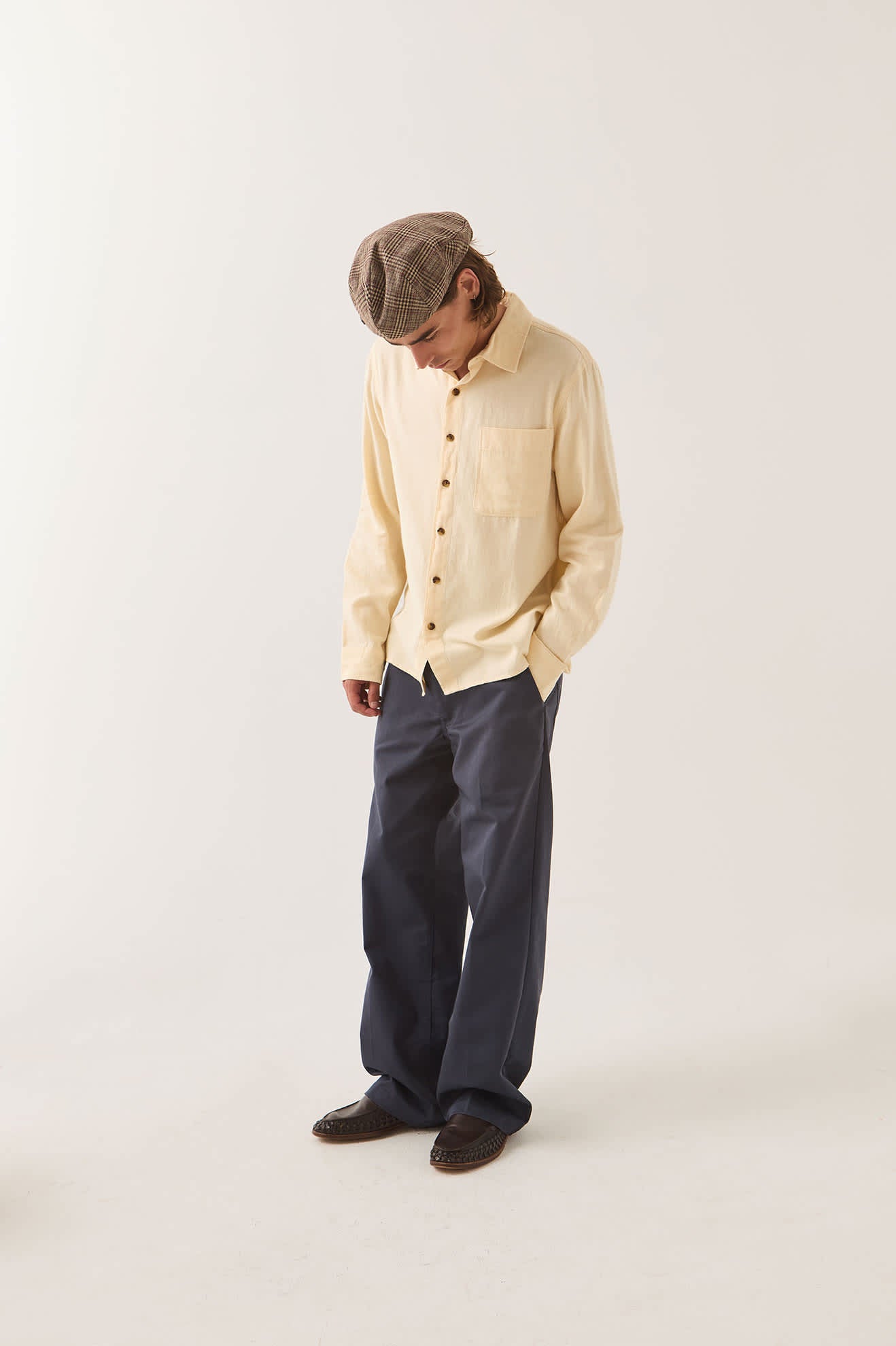 Men's Hasting Lightweight Flannel in the color Wax Paper - Men's Side View