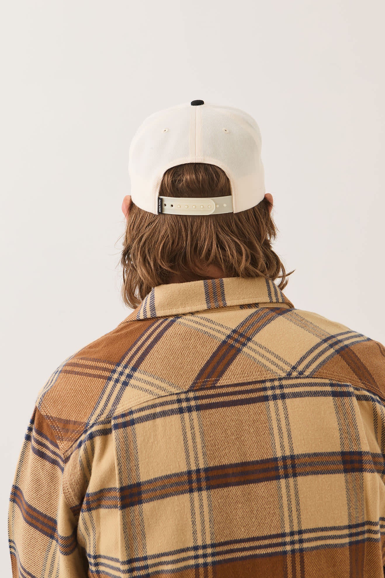 Unisex Ford Mustang Snapback in the color Wimbledone White/Burnt Rubber - Men's Back View