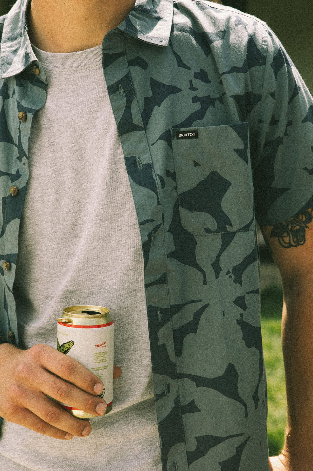 Men's Charter Print S/S Shirt in the color Washed Navy/Azure Blue Floral - Men's Lifestyle image
