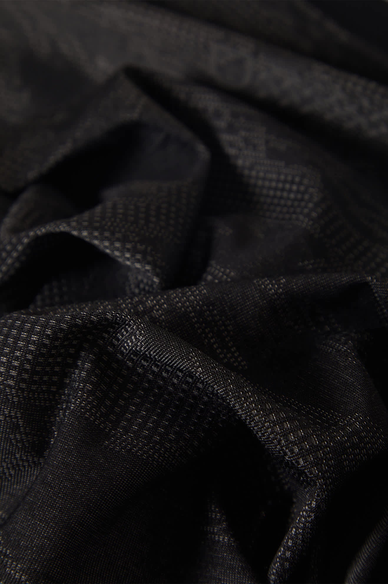 Men's Journey Short Sleeve Pocket T-Shirt in the color Black Tiger Camo - Additional Laydown image