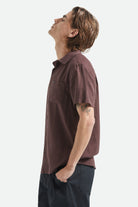 Men's Charter Slub Short Sleeve Shirt in the color Chocolate - Men's Side View