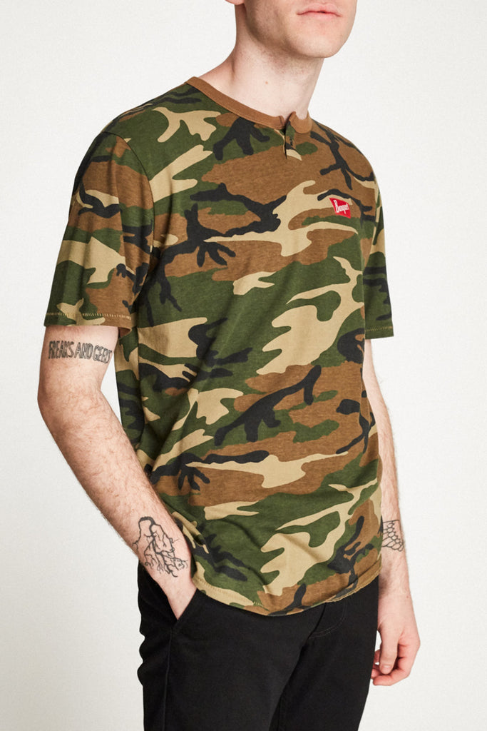 Brixton Banquet S/S Henley - Camo